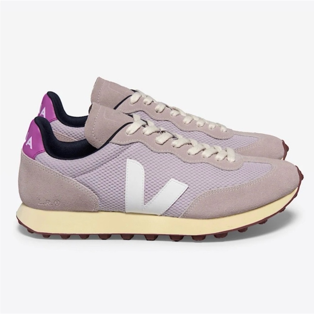 Veja Women's Rio Branco Low Top Sneakers in Parme US Size 9/Fits Like a US 8